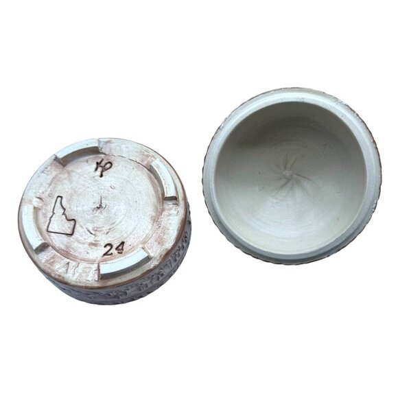 Ken Patterson Handcrafted Brown Textured Ceramic Box With Lid For Trinkets - Picture 7 of 7